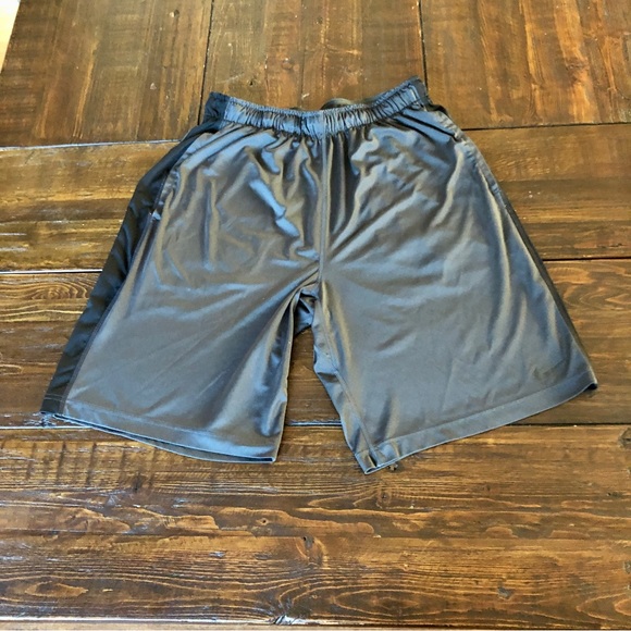 Nike Sz M Basketball Shorts Pockets 10" Charcoal Grey Black Swoosh Drawstring - Picture 7 of 7